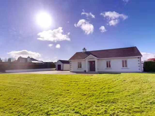 Lorien, Ballinamuck, Dungarvan, Co. Waterford, X35H024 is for.