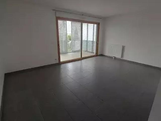 Lormont 33310 Location appartement cave balcon