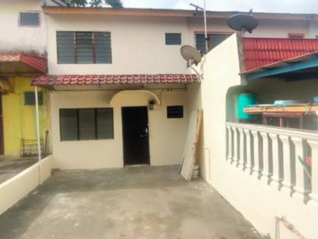 LORONG 11 JALAN 819 Taman Air Biru Pusat Bandar Pasir Gudang