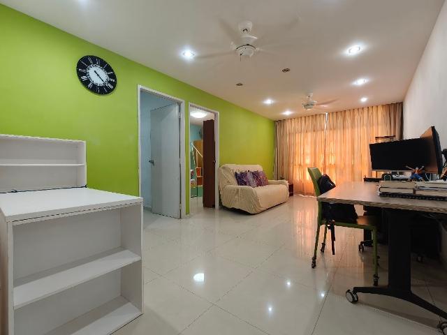 LORONG 2 TOA PAYOH HDB Apartment For Sale, $868,000, 3 Bed 2 Bath 1,152 sqft $753.00 psf