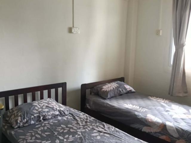 LORONG 4 TOA PAYOH HDB Apartment Room Rental, $1,000, 1 Bed 1 Bath 2,314 sqft $0.43 psf