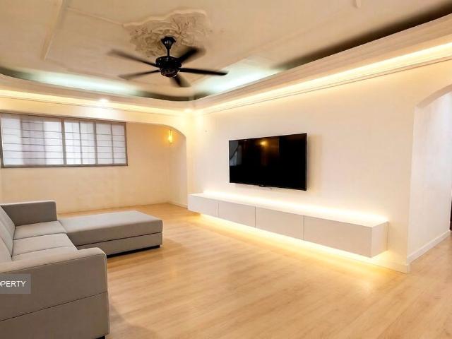 Lorong Ah Soo Hougang, HDB Executive
