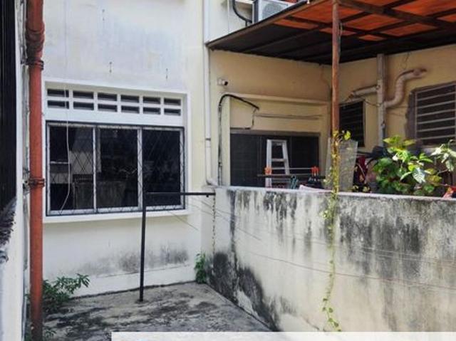 Lorong Maarof