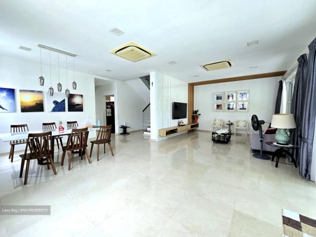 Lorong Marican D14, Semi