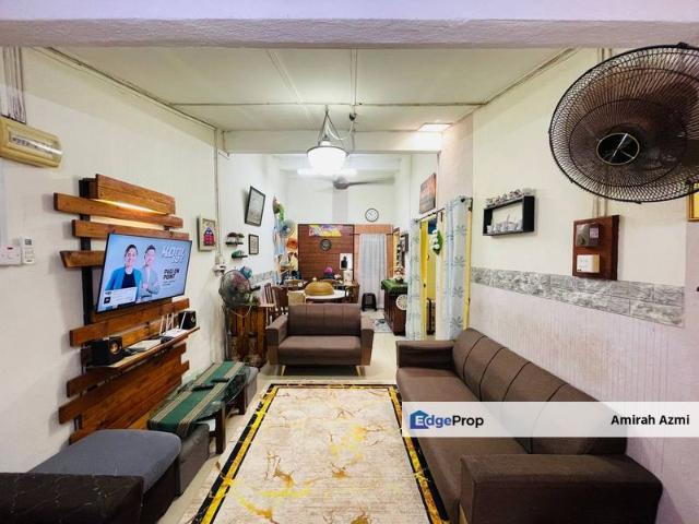 Lorong Mewah 10