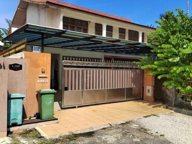 Lorong Selamat Double Story Bungalow House