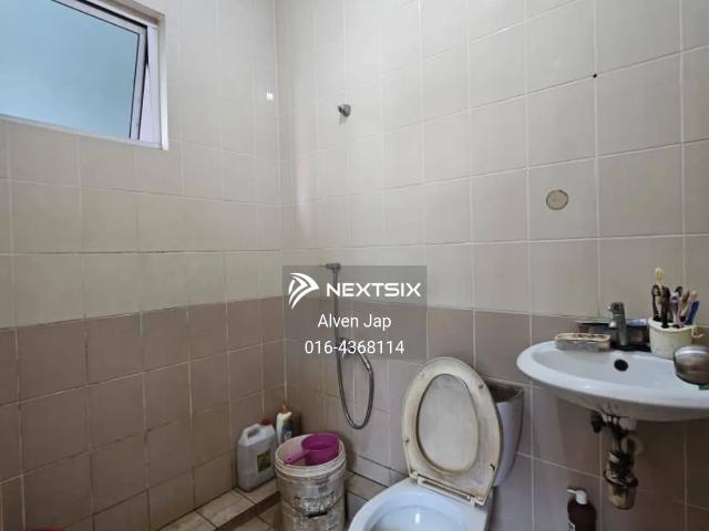 Lorong Stampin Double Storey Semi D FOR SALE