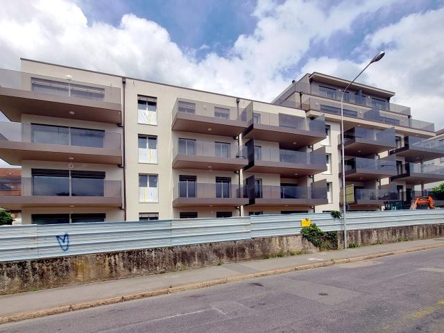 LOS 7 _ 2.5 Zimmerwohnung zu verkaufen in La Tour de Peilz mit Terrasse im 1. OG