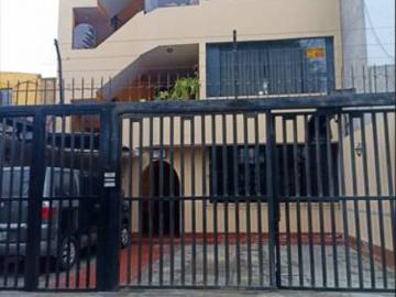 LOS CEDROS DE VILLA Departamento primer piso 140m2 mas cochera ÚNICA OPORTUNIDAD