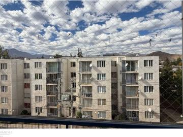 Los Andes arriendo departamento condominio Hermanos marista
