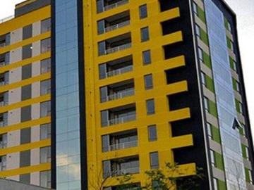 Los Ángeles, Torre don fernando clínica adventista
