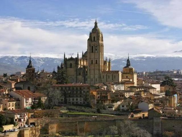 Los Abuelos Bernuy De Porreros Segovia