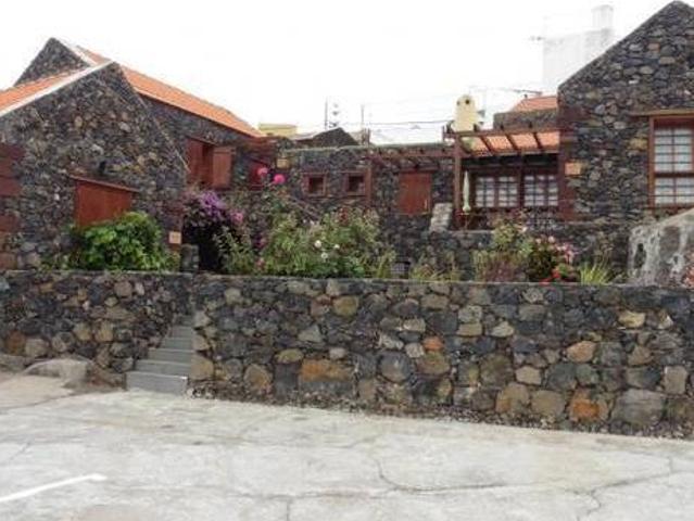 Los Almendreros Valverde El Hierro
