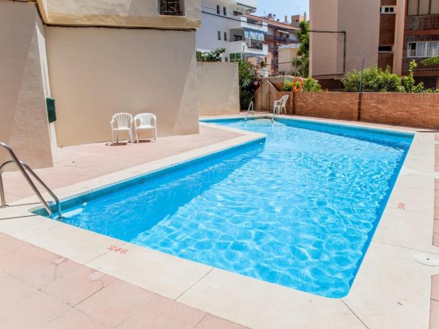 Los Boliches Piso 2 dormitorios, Piscina, Jardín comunitario, Licencia Turística