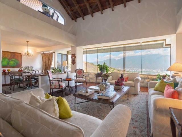 Los Naranjos del Cafetal Penthouse duplex en Venta