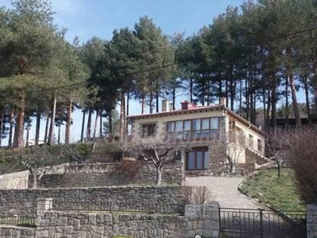 Los Rosales de Gredos