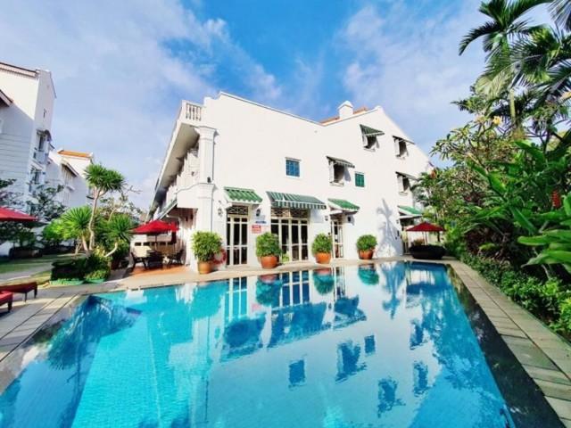 Lotus at Joo Chiat Apartment For Rent, $10,560, 3 Bed 4 Bath 2,791 sqft $3.78 psf