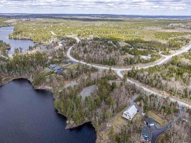 Lot 10 Western Point Lane, East Uniacke, NS, B0N 1Z0 vacant.