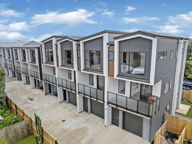 Lot 1/13 Keeling Road, Henderson, Waitakere City