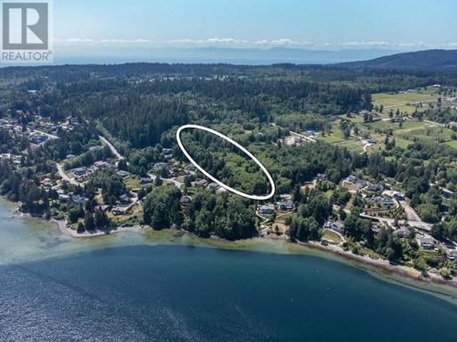 Lot 15 Gale Avenue N, Sechelt, BC, V0N 3A5 vacant land for sale | Listing ID R2976 | Royal LePage