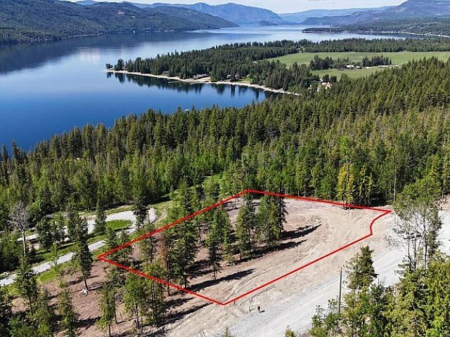Lot 16 Lonneke Trail Lot# 16 Anglemont, British Columbia