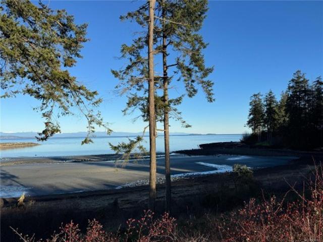 Lot 1 Coral Pl, French Creek, BC, V9P 2E1 vacant land for sale | Listing ID 1042 | Royal LePage