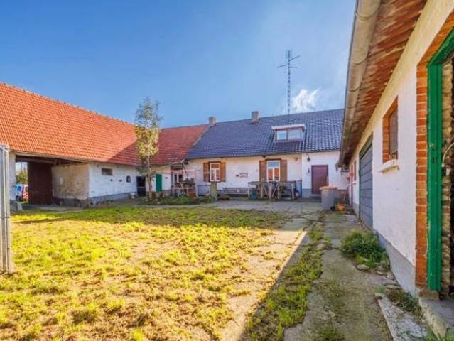LOT 1: HOEVE MET GROND