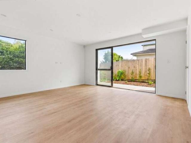 Lot 2/72 Seaview Road, Glenfield, North Shore City