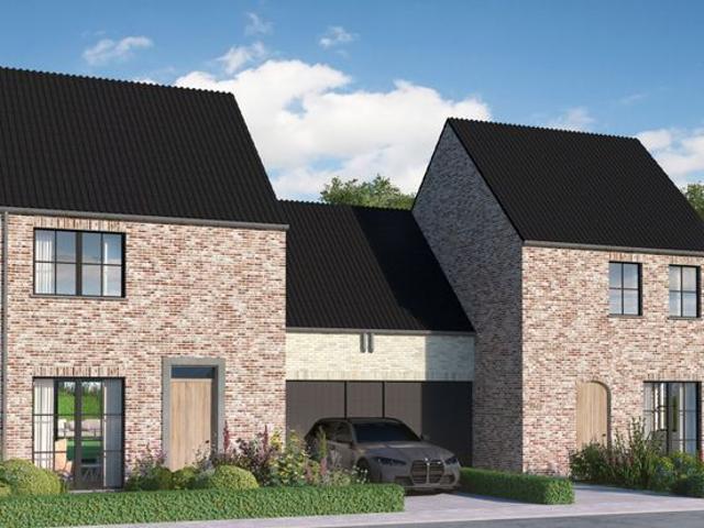 Lot 2