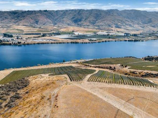 Lot 2 286 Lakefront Terrace, Tarras Cromwell Road, Cromwell, Central Otago