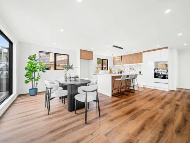 21B Salamanca Road, Sunnynook, North Shore City