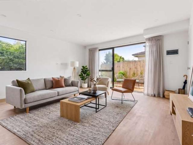Lot 4/72 Seaview Road, Glenfield, North Shore City
