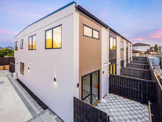 Lot 5 /9 Grande Vue Road, Papatoetoe, Manukau City
