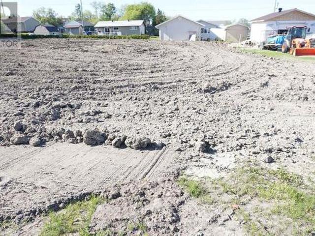 Lot 73 Albert Street, Temiskaming Shores Haileybury, ON, P0J 1K0 vacant land for sale | Listing ID T13217 | Royal LePage