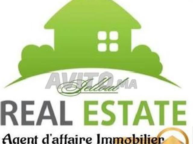 Lot commerce 186m2 R3 Ain aouda