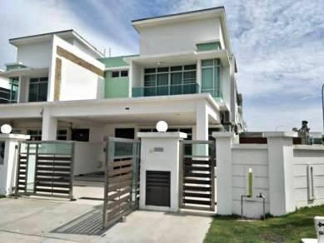 Lot Bumi 40x75 41Bilik 4Tandas Got Jacuzzi Bathtub