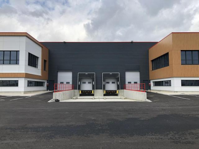 Lot d'activités & bureaux à louer Roissy en France Proximité A1, A3, A104