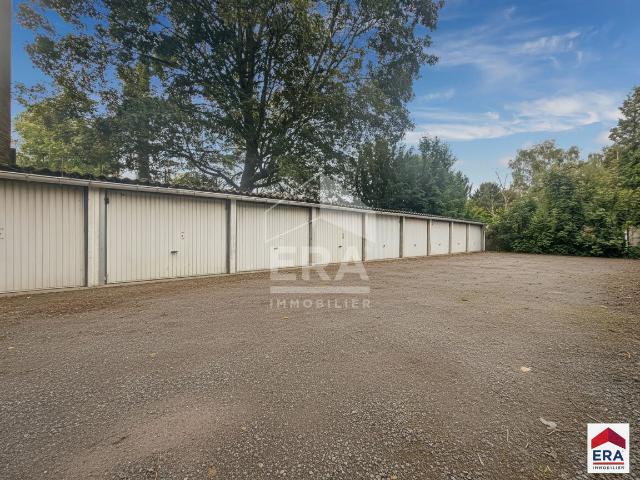 Lot de 10 Garages Accès sécurisé Bonne rentabilité
