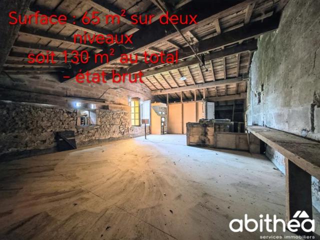Lot de chais à transformer en habitation de 443 m2 à Saint p