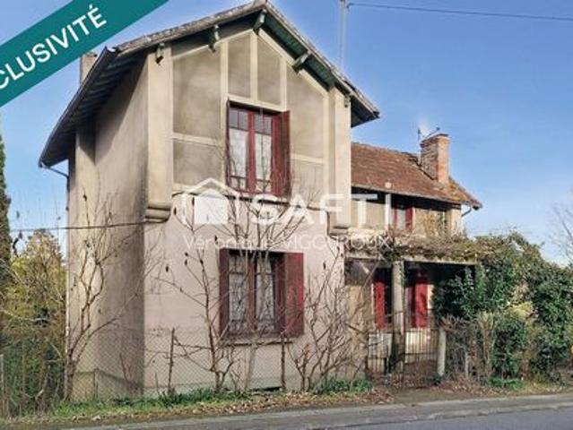 Lot de deux maisons à rénover sur grand terrain