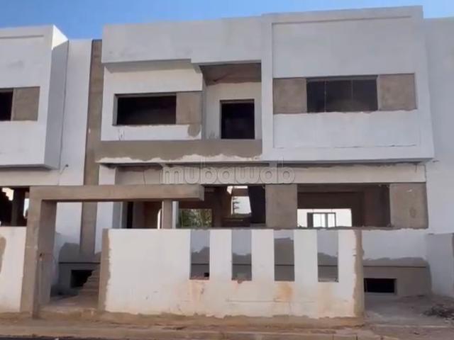 Lot de terrain de Villa en cours de construction
