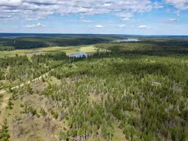 Lot for sale in 100 Mile House, 100 Mile House, 5082 Lily Pad.