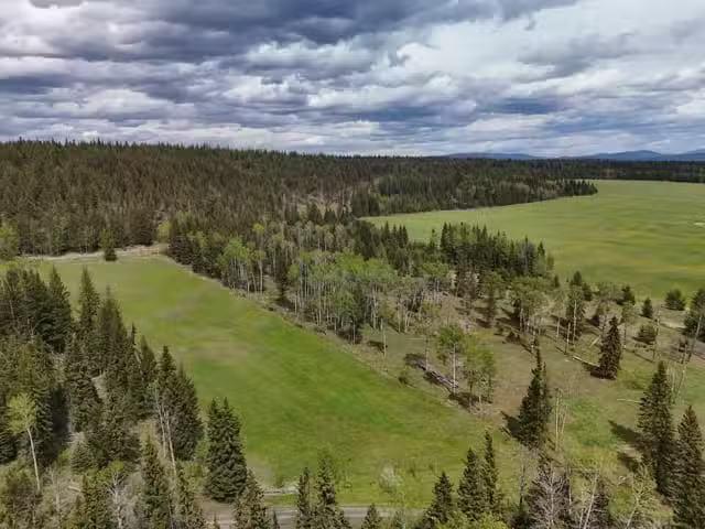 Lot for sale in 100 Mile House, 100 Mile House, 6311 N Horse L.
