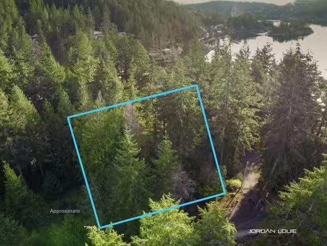 Lot for sale in Garden Bay, Sunshine Coast, Lot 17 Orca Road.