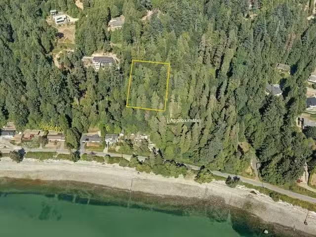 Lot for sale in Gibsons, Sunshine Coast, Lot 5 Gower Point Roa.