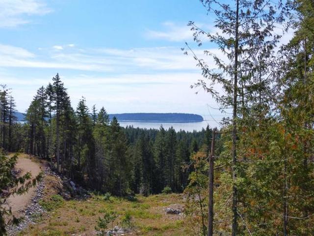 Lot for sale in Halfmn Bay Secret Cv Redroofs, Halfmoon Bay, S.