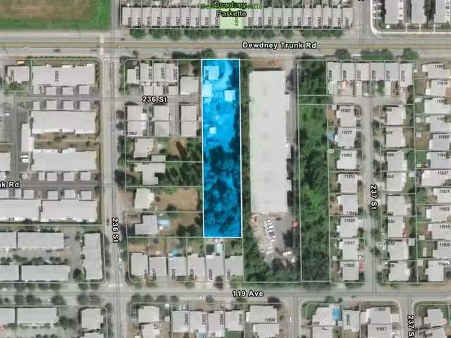 Lot for sale in Maple Ridge, Maple Ridge, 23638 Dewdney Trunk.