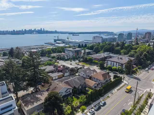 Lot for sale in North Vancouver, North Vancouver, 419 E 3rd S.