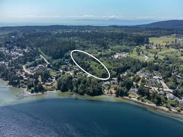 Lot for sale in Sechelt, Sunshine Coast, Lot 15 N Gale Avenue.