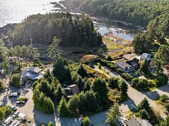 Lot for sale in Ucluelet, 912 Barkley Pl, 1037279